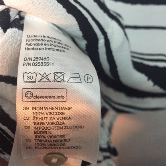 H&M Black and White Blouse - Picture 4 of 4